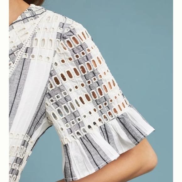 ANTHROPOLOGIE ett:twa striped eyelet romper 2 small - Picture 2 of 16